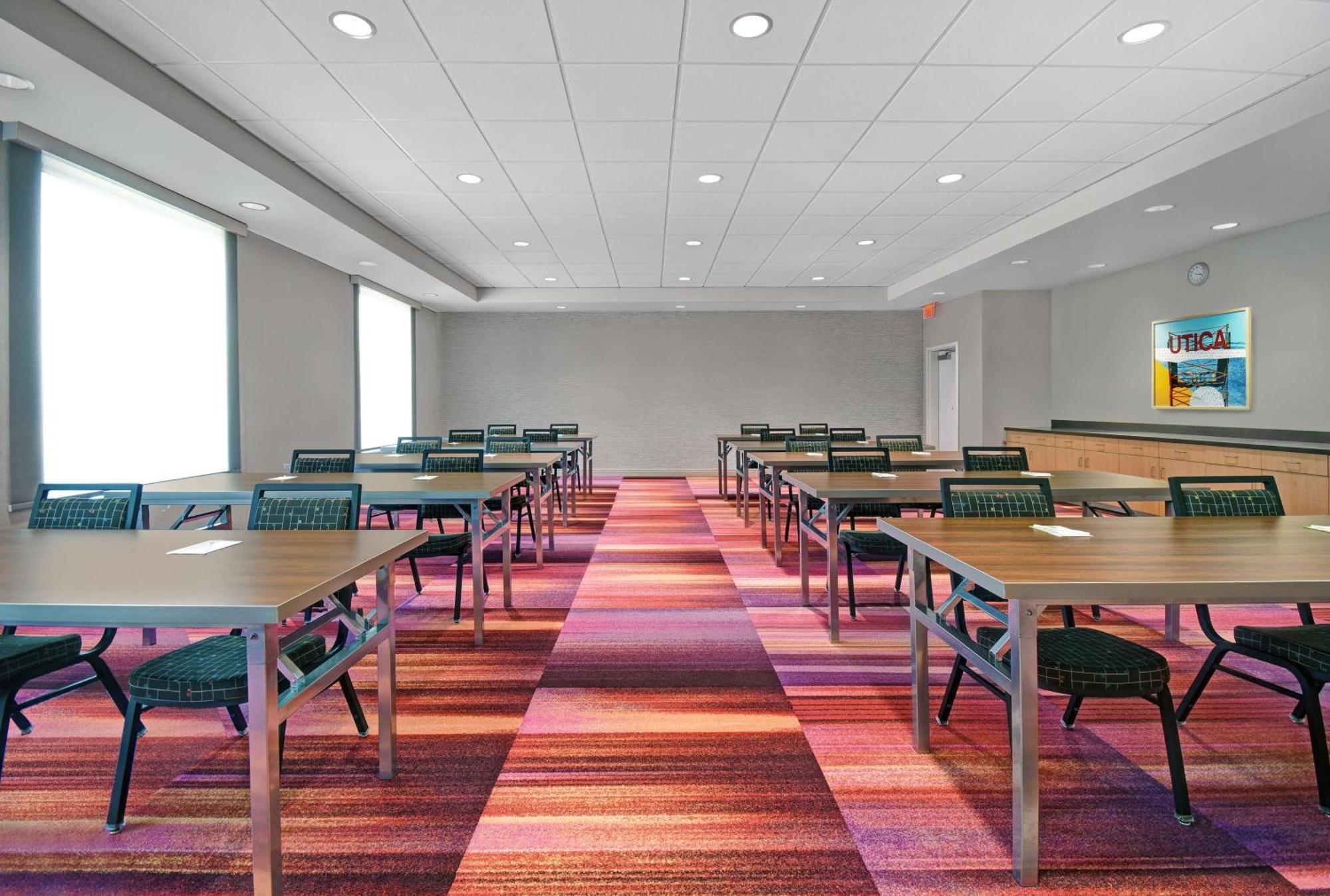Home2 Suites By Hilton Utica, Ny Eksteriør billede